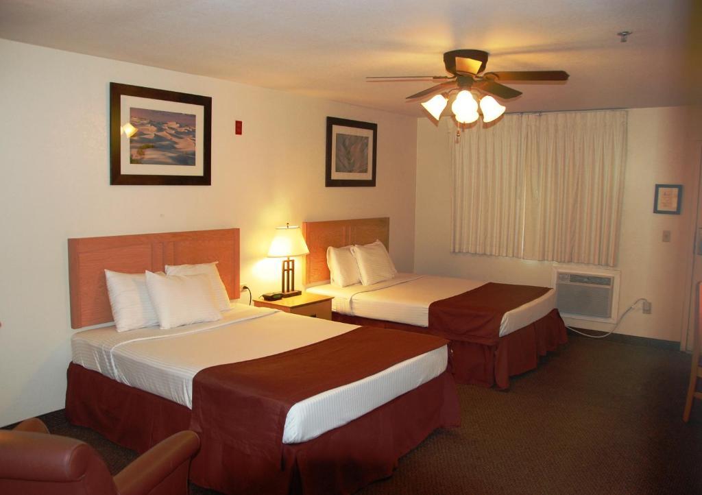 Stovepipe Wells Village Death Valley Room photo