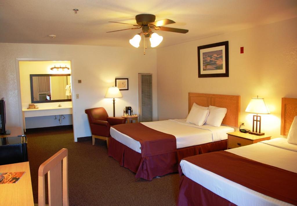 Stovepipe Wells Village Death Valley Room photo