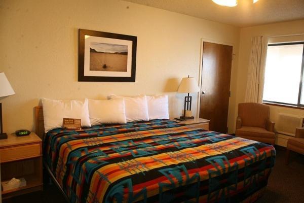 Stovepipe Wells Village Death Valley Room photo